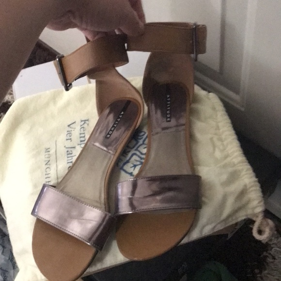 Attitude by Jay Manuel Sandals size 8 - Picture 2 of 4